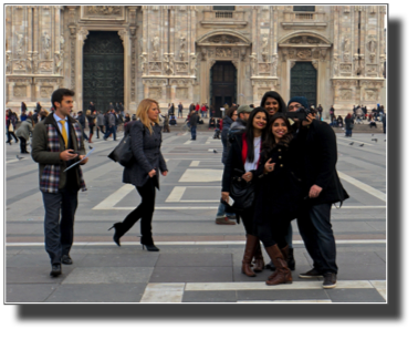 Selfie at Piazza Duomo DSC01374 3.jpg